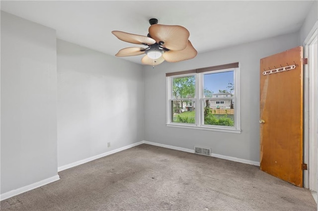 2111 Lombardy Dr, Kansas City, KS 66102 - unfurnished room with carpet floors and ceiling fan