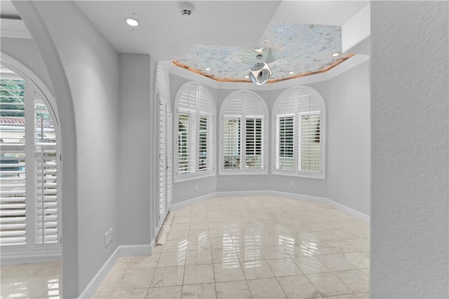 5212 W 98th Ter, Overland Park, KS 66207 - spare room with a smoke detector and baseboards