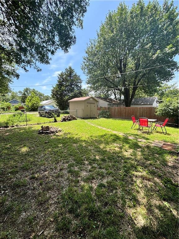 711 W Kansas St, Pittsburg, KS 66762 - photo 12