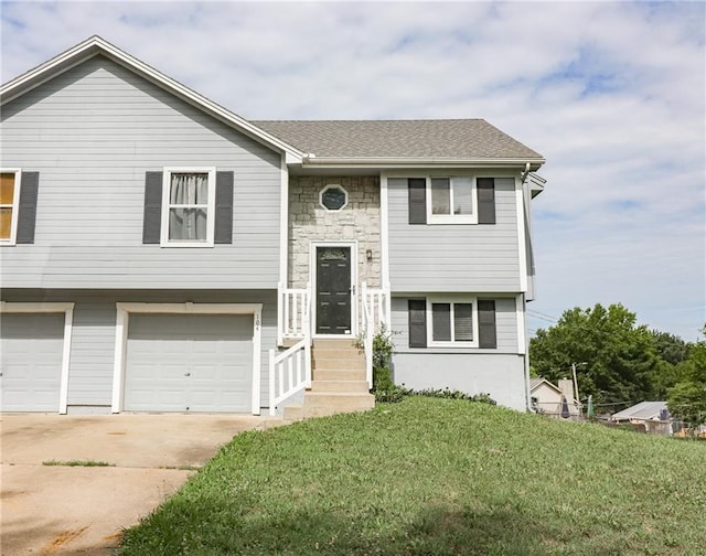 104 Brookridge Dr, Harrisonville, MO 64701 - photo 1