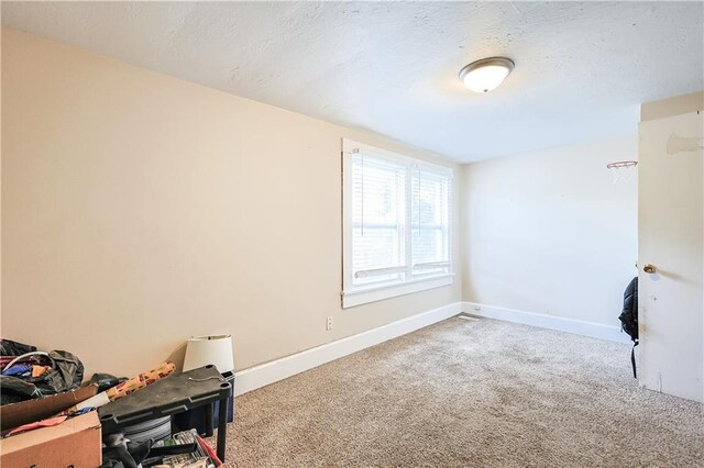 2517 Felix St, Saint Joseph, MO 64501 - carpeted spare room with baseboards