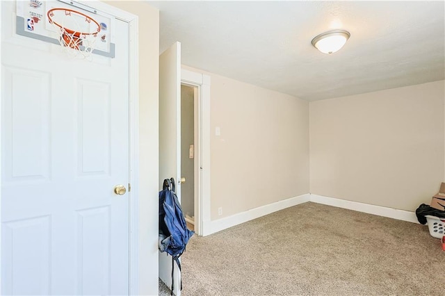 2517 Felix St, Saint Joseph, MO 64501 - carpeted empty room with baseboards