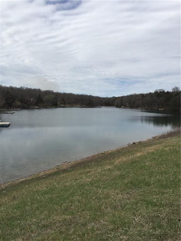 114 Golf Course Dr, Mound City, KS 66056 - photo 2