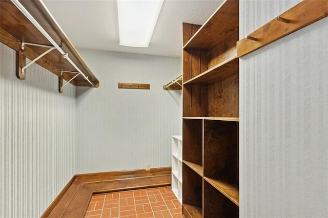 8320 Maplewood Ln, Lenexa, KS 66215 - view of walk in closet