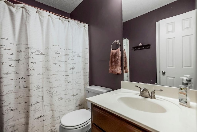 1229 Starbrooke Dr, Louisburg, KS 66053 - bathroom featuring vanity, a textured ceiling, and a shower with curtain
