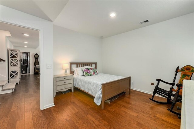 859 Canyon Ln, Lansing, KS 66043