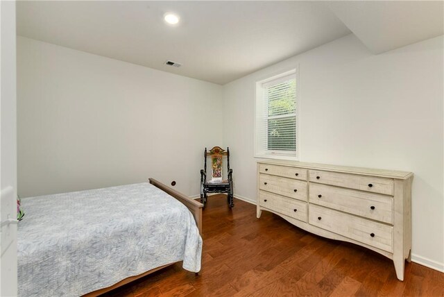 859 Canyon Ln, Lansing, KS 66043
