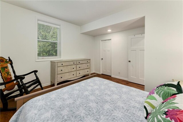 859 Canyon Ln, Lansing, KS 66043