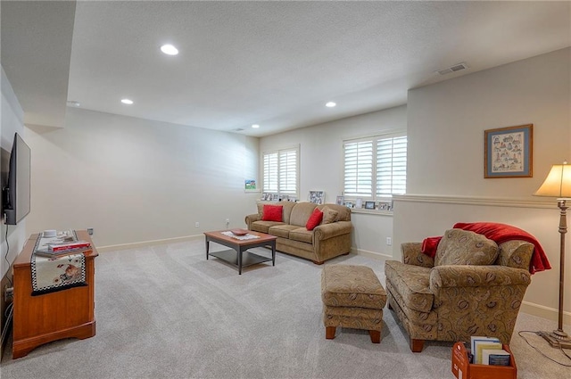 11514 W 143rd Ter, Olathe, KS 66062 - carpeted living area featuring recessed lighting and baseboards