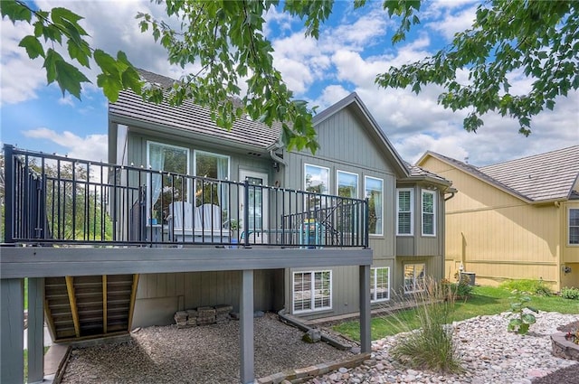 11514 W 143rd Ter, Olathe, KS 66062 - rear view of property with a deck
