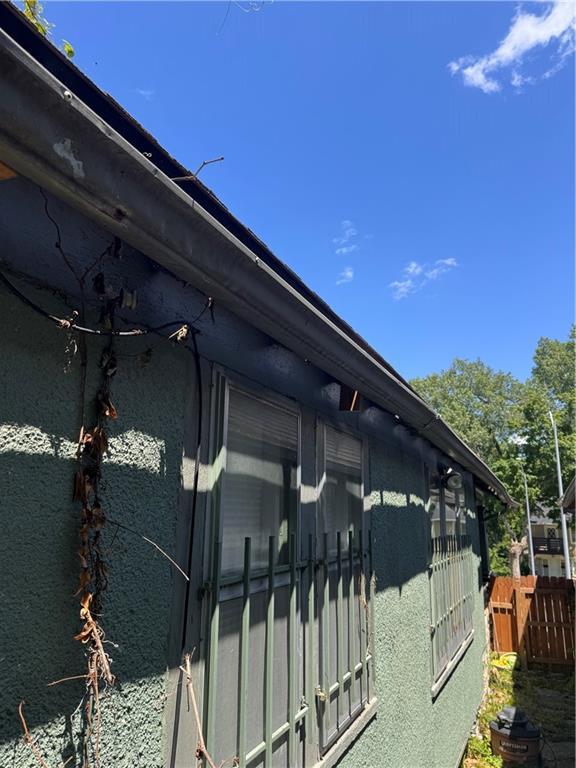 4308 Paseo Blvd, Kansas City, MO 64110 - view of side of property