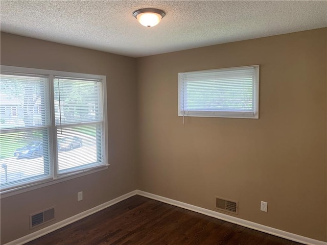 1305 NE 84th Pl, Kansas City, MO 64155 - photo 7