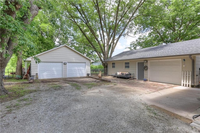 2509 E 4th St, Pittsburg, KS 66762 - view of detached garage