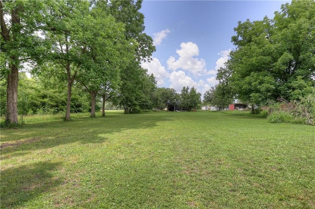 2509 E 4th St, Pittsburg, KS 66762 - view of grassy yard