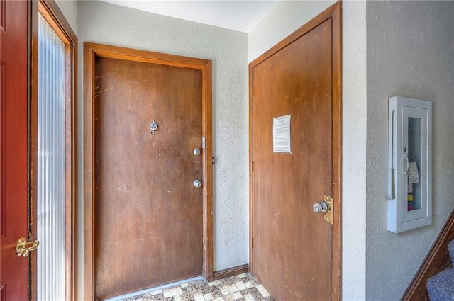 462 W 104th St Unit A, Kansas City, MO 64114 - property entrance