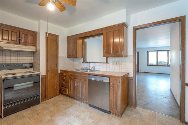 462 W 104th St Unit A, Kansas City, MO 64114 - kitchen featuring electric stove, dishwasher, under cabinet range hood, a ceiling fan, and light countertops