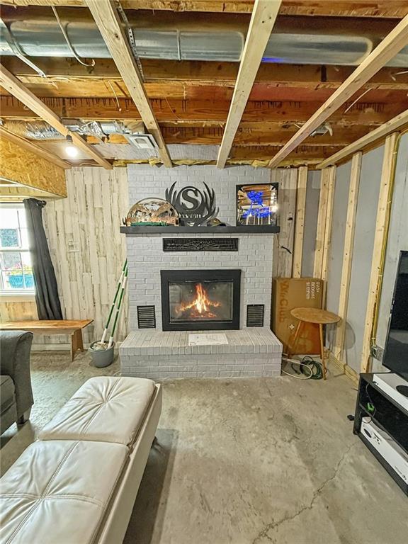 26240 Lakeview Dr, Maryville, MO 64468 - below grade area with a fireplace