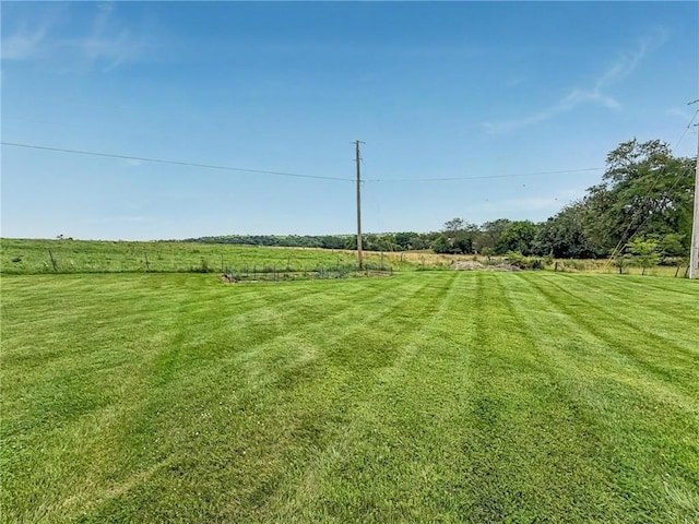26240 Lakeview Dr, Maryville, MO 64468 - view of grassy yard featuring a view of rural / pastoral area
