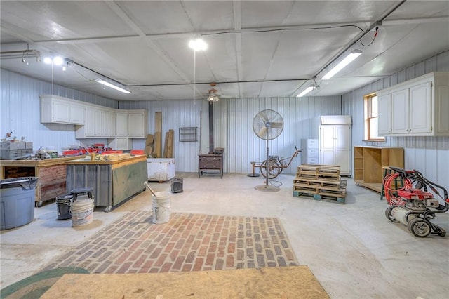 23708 S Southcrest Dr, Peculiar, MO 64078 - view of garage