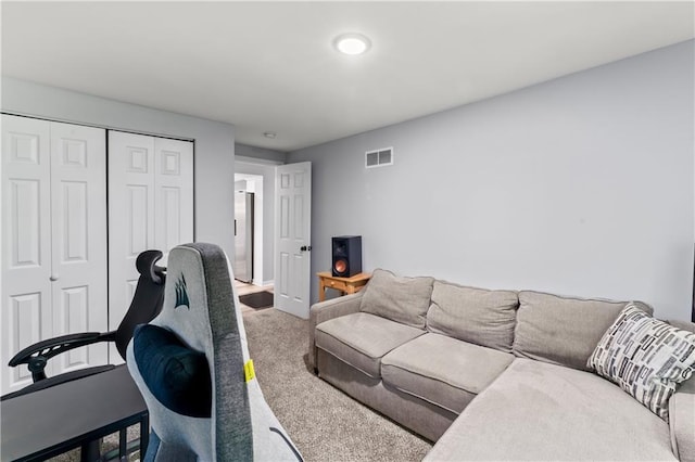 5510 Lafayette Ave, Kansas City, KS 66104 - living room with carpet floors and baseboards