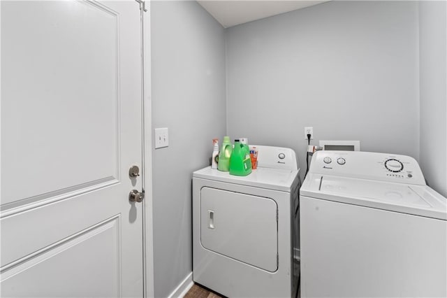 5510 Lafayette Ave, Kansas City, KS 66104 - washroom with washing machine and dryer