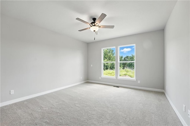 3319 N 109th Ter, Kansas City, KS 66109 - unfurnished room with ceiling fan and carpet