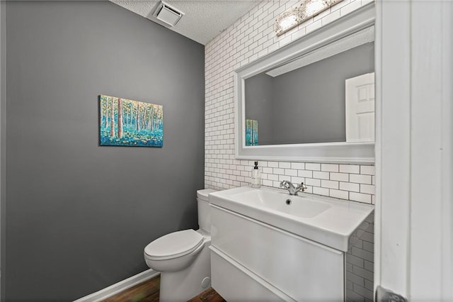 7549 N Tullis Ave, Kansas City, MO 64158 - photo 25