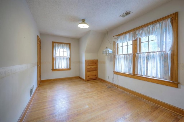 4415 Sunrise Dr, Kansas City, MO 64123 - photo 26