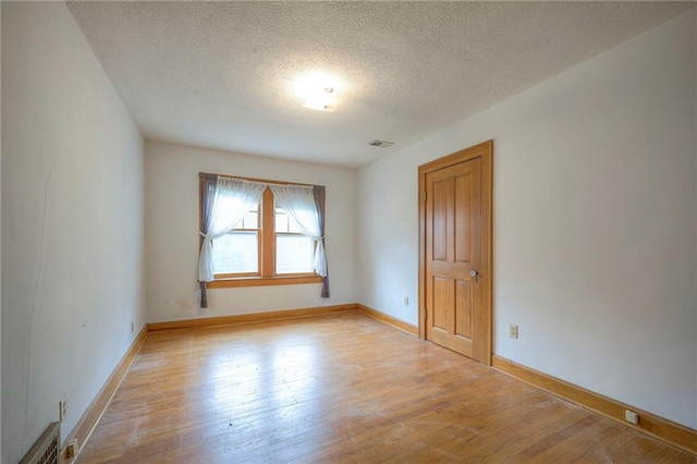 4415 Sunrise Dr, Kansas City, MO 64123 - photo 28