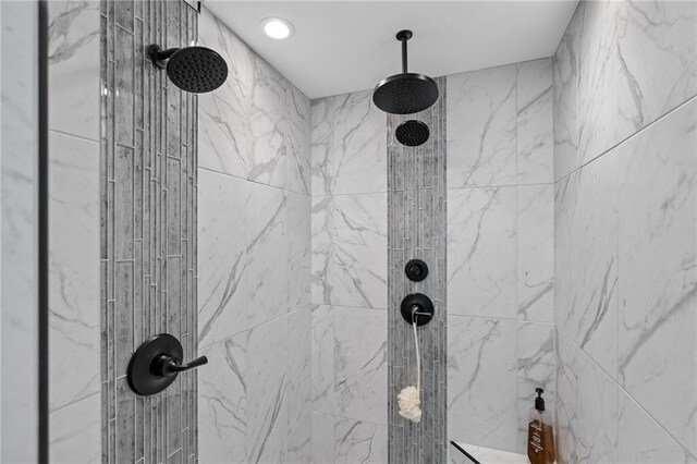 15297 W 172nd Pl, Olathe, KS 66062 - full bathroom featuring tiled shower