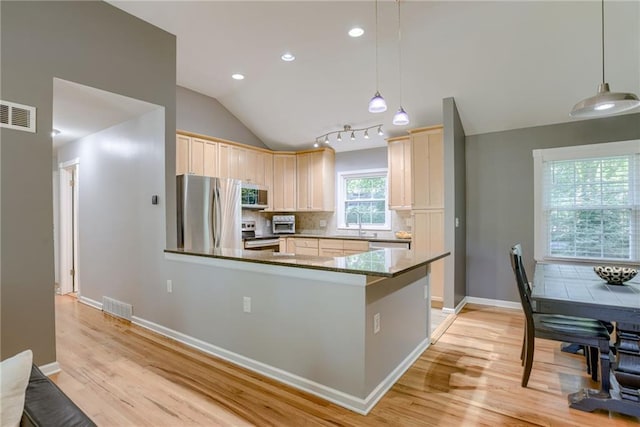 7929 Lamar Ave, Prairie Village, KS 66208 - photo 10