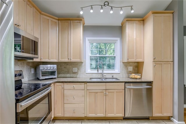 7929 Lamar Ave, Prairie Village, KS 66208 - photo 11