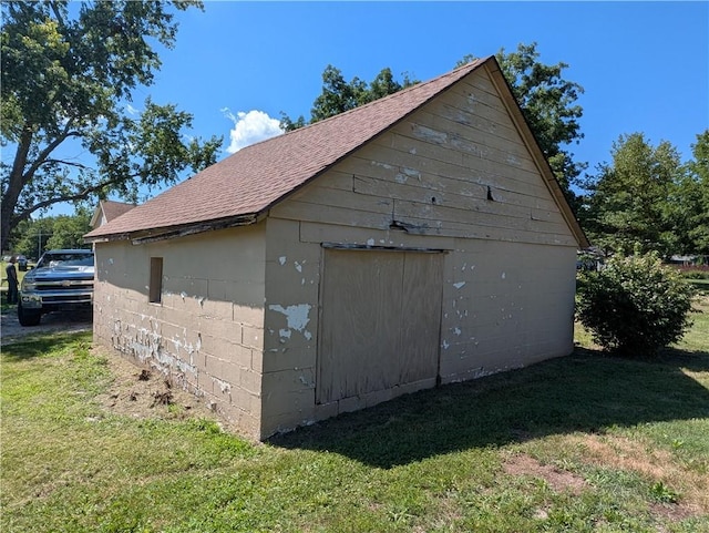 707 N 4th St, La Cygne, KS 66040 - view of outbuilding