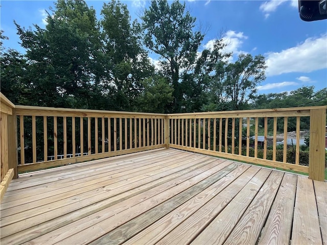 1027 Ohio Ave, Kansas City, KS 66102 - view of wooden terrace
