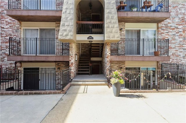 5006 Baltimore Ave Unit 205, Kansas City, MO 64112 - view of property