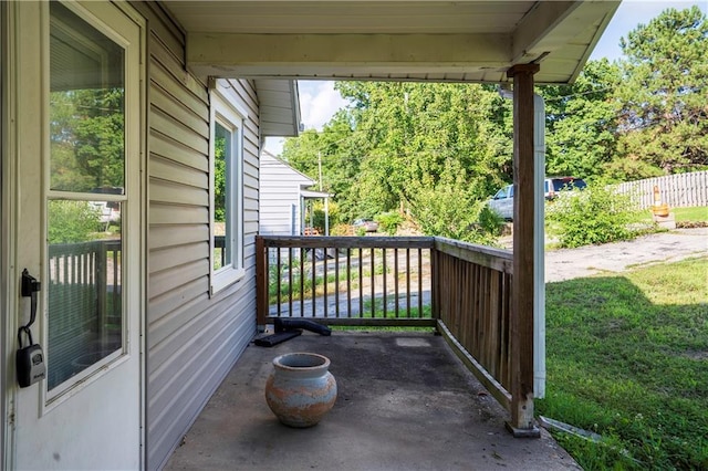 600 Ridgeview Ave, Kansas City, KS 66103 - view of patio / terrace
