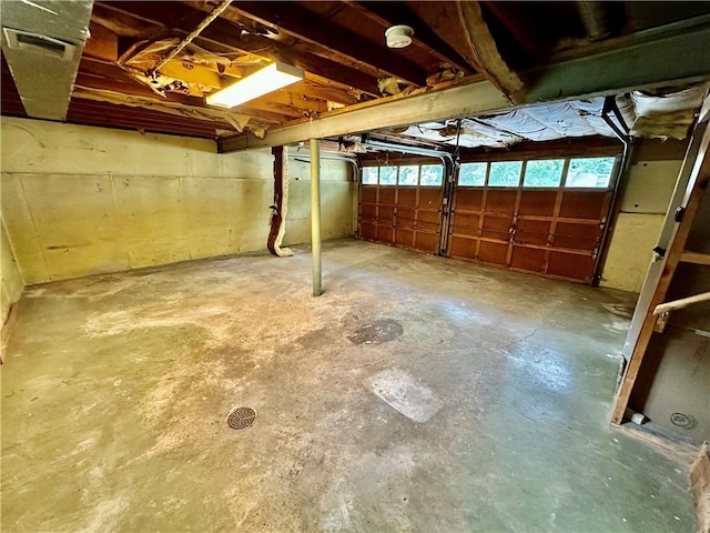 6110 NW 51st Ter, Kansas City, MO 64151 - view of garage