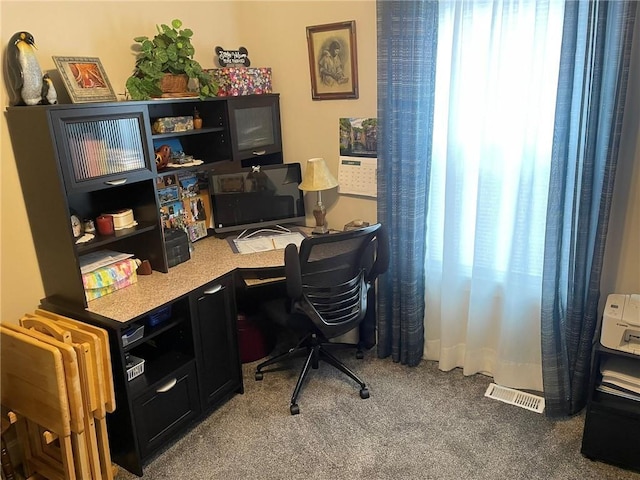 5205 University Ave, Saint Joseph, MO 64503 - view of carpeted office