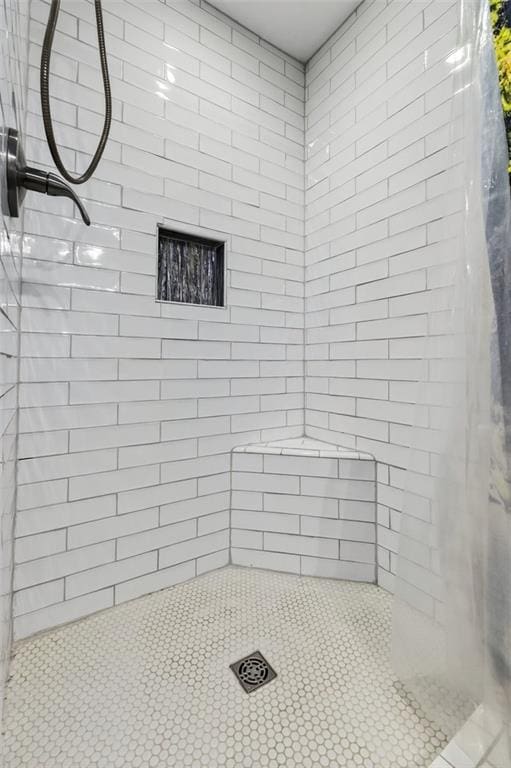 7617 W 63rd Ter, Overland Park, KS 66202 - full bathroom featuring a tile shower and tile patterned flooring