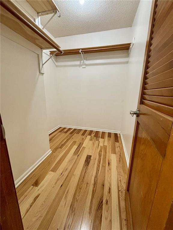 6307 W 152nd St, Overland Park, KS 66223 - photo 15
