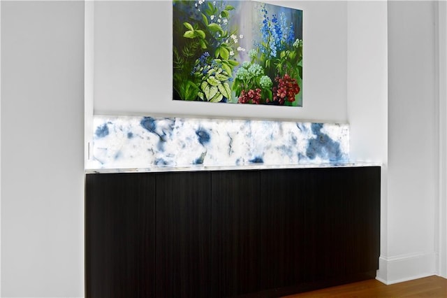 2144 W 89th Ter, Leawood, KS 66206 - detailed view of baseboards