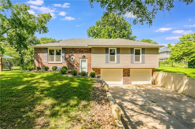 603 Montgomery St, Clinton, MO 64735 - photo 1