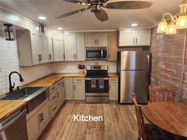 114 E Saint John St, Girard, KS 66743 - photo 4
