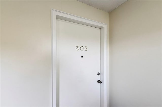 11224 Nieman Rd Unit 302, Overland Park, KS 66210 - property entrance