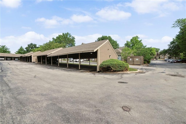 11224 Nieman Rd Unit 302, Overland Park, KS 66210 - view of covered parking lot