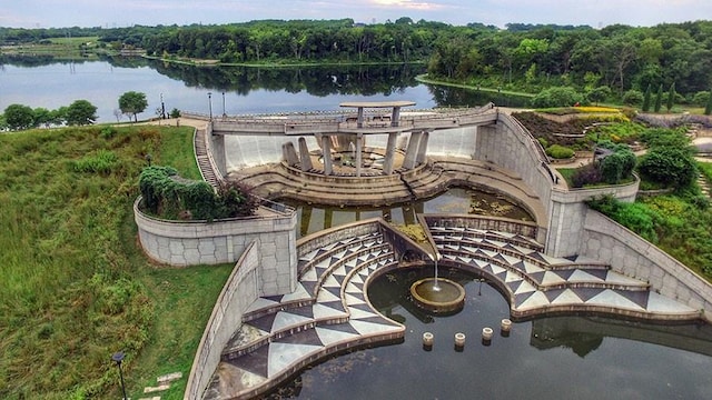22615 W 87th Ter, Lenexa, KS 66227 - aerial view of property and surrounding area with a nearby body of water