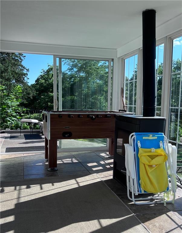 1015 S Wyckford Rd, Olathe, KS 66061 - view of sunroom / solarium