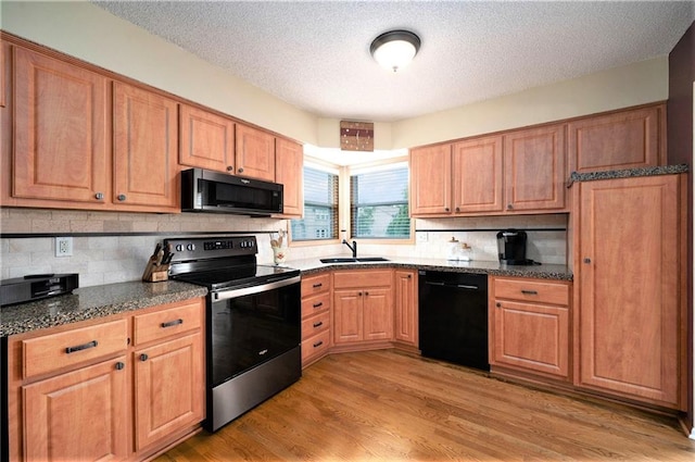 18502 W 163rd St, Olathe, KS 66062 - photo 11