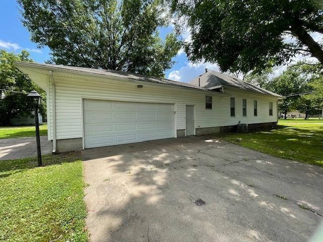 1814 N Joplin St, Pittsburg, KS 66762 - photo 2