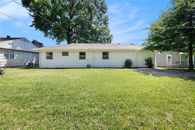 832 E 82nd St, Kansas City, MO 64131 - photo 16